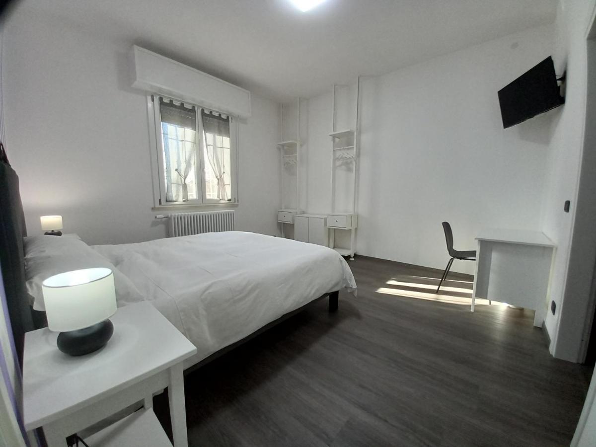 B&B Km 198 - Letto E Colazione Sorbara Eksteriør billede