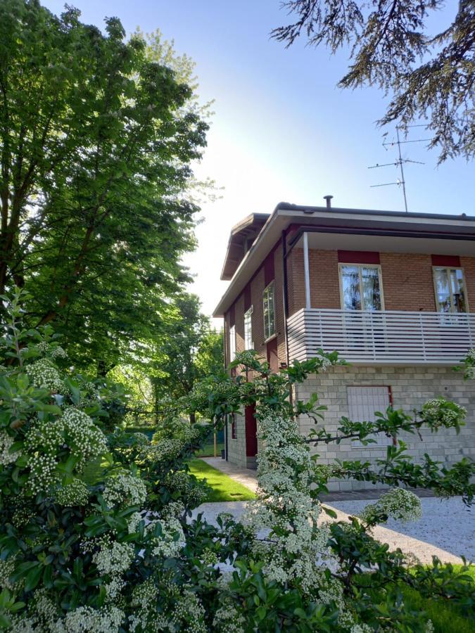 B&B Km 198 - Letto E Colazione Sorbara Eksteriør billede