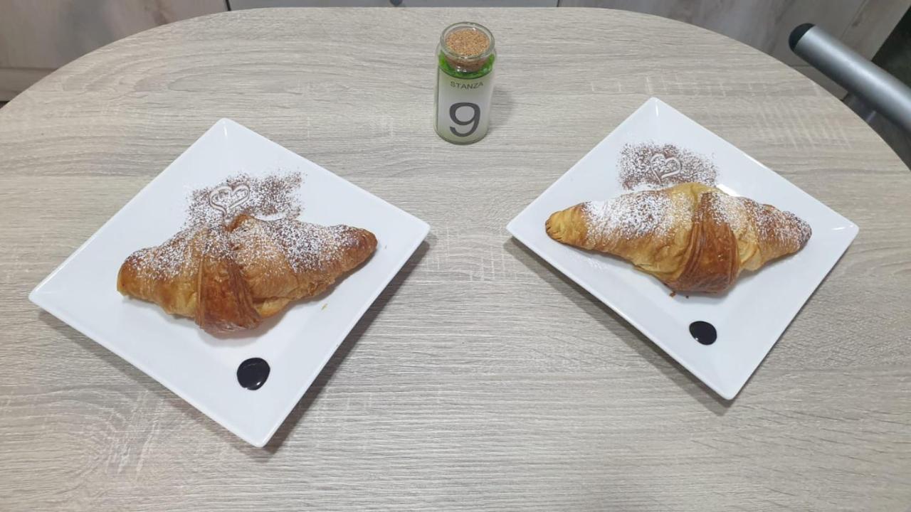 B&B Km 198 - Letto E Colazione Sorbara Eksteriør billede